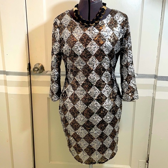 HAHA Black/ Silver Sequin Dress keyhole Closure open  Back size. 3/4 sleeves - Picture 1 of 11